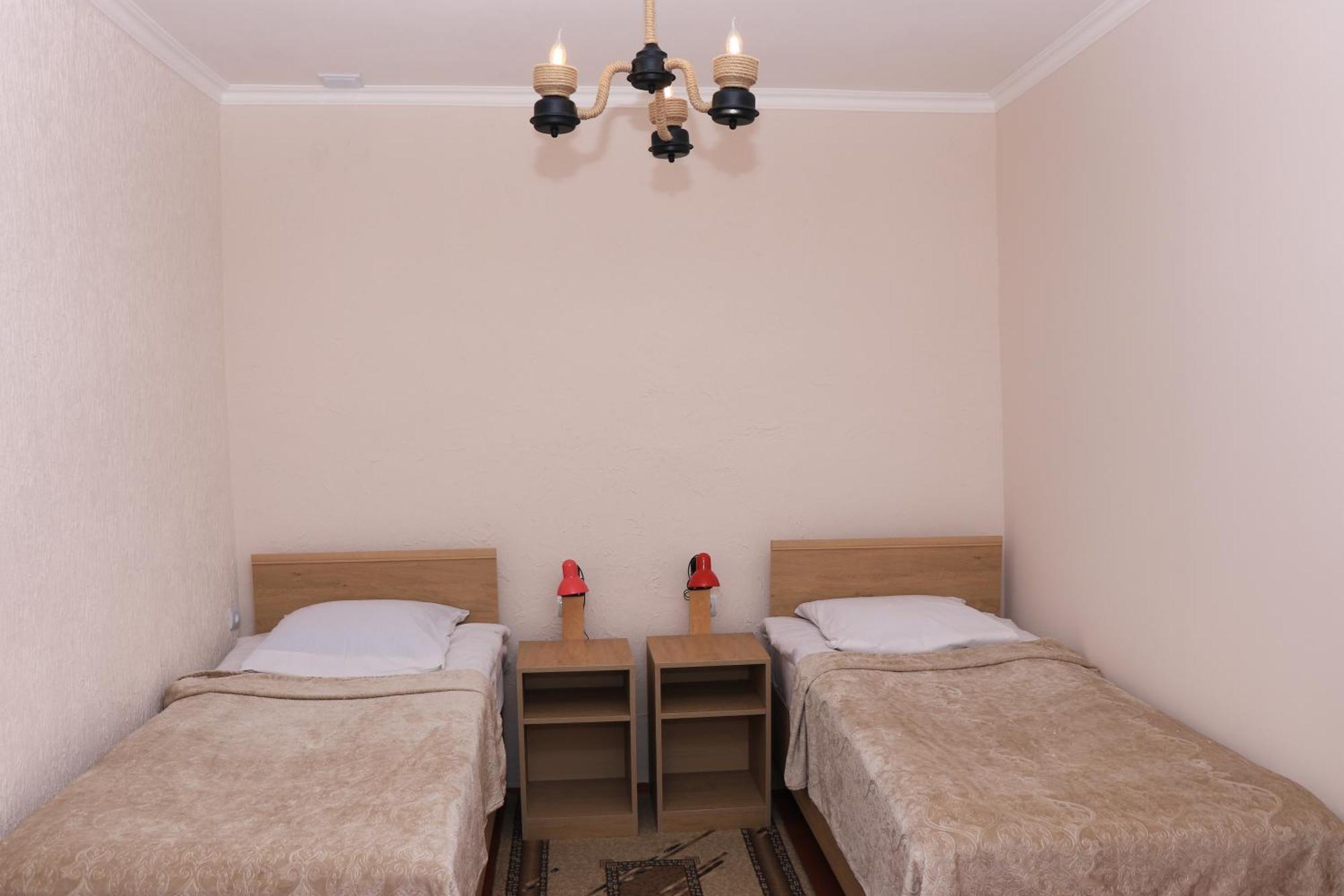 Legend Guest House Yekhegis Exteriér fotografie
